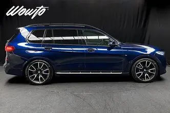BMW X7, 3.0, 245 kW, бензин, автомат, полный привод