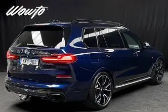 BMW X7, 3.0, 245 kW, бензин, автомат, полный привод