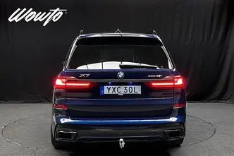 BMW X7, 3.0, 245 kW, бензин, автомат, полный привод