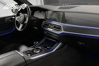 BMW X7, 3.0, 245 kW, бензин, автомат, полный привод