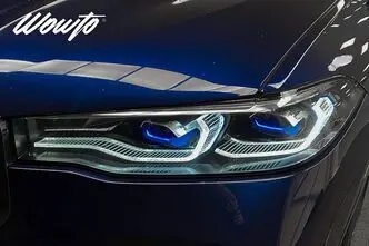 BMW X7, 3.0, 245 kW, бензин, автомат, полный привод