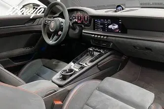 Porsche 911, 3.6, 398 kW, petrol, automatic, four-wheel drive
