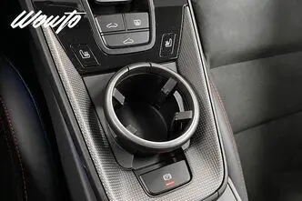 Porsche 911, 3.6, 398 kW, petrol, automatic, four-wheel drive