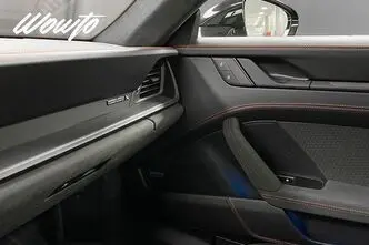 Porsche 911, 3.6, 398 kW, petrol, automatic, four-wheel drive