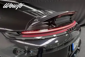 Porsche 911, 3.6, 398 kW, petrol, automatic, four-wheel drive