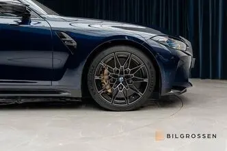 BMW M3, 3.0, 375 kW, petrol, automatic, four-wheel drive