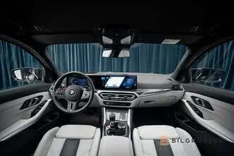 BMW M3, 3.0, 375 kW, petrol, automatic, four-wheel drive