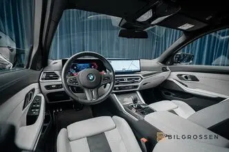 BMW M3, 3.0, 375 kW, petrol, automatic, four-wheel drive