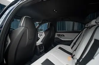 BMW M3, 3.0, 375 kW, petrol, automatic, four-wheel drive