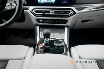 BMW M3, 3.0, 375 kW, petrol, automatic, four-wheel drive