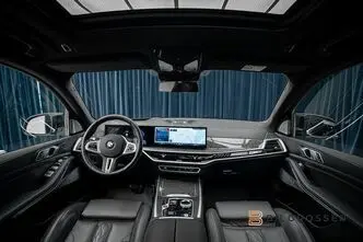 BMW X7, 4.4, 390 kW, bensiin, automaat, nelikvedu