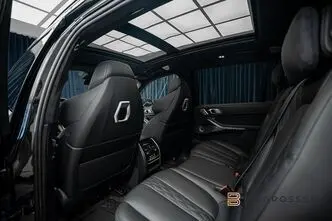 BMW X7, 4.4, 390 kW, bensiin, automaat, nelikvedu