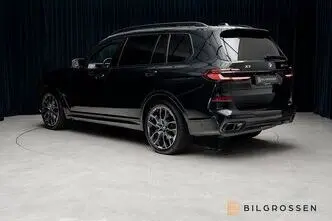 BMW X7, 4.4, 390 kW, bensiin, automaat, nelikvedu