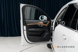 Volvo XC90, 2.0, 335 kW, hübriid, automaat, nelikvedu