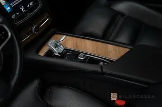 Volvo XC90, 2.0, 335 kW, hübriid, automaat, nelikvedu