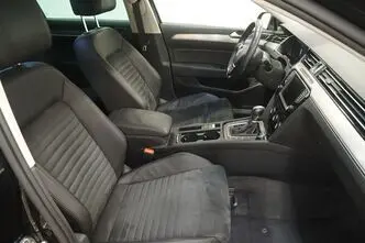 Volkswagen Passat, 1.8, 132 kW, petrol, automatic, front-wheel drive