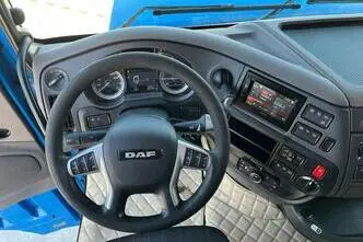 DAF XF 530 6x2, 390 kW, diesel, automatic