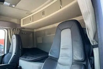 Volvo FH 540 8x4*4, 405 kW, diesel, automatic