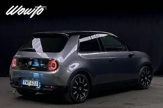 Honda e, 113 kW, elekter, automaat, nelikvedu