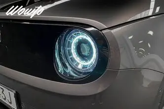 Honda e, 113 kW, elekter, automaat, nelikvedu