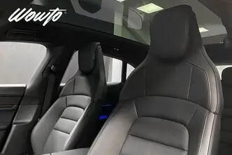 Porsche Taycan, 420 kW, electric, automatic, four-wheel drive