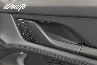 Porsche Taycan, 420 kW, electric, automatic, four-wheel drive