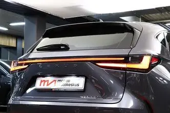 Lexus NX 350h, 2.5, 140 kW, hübriid, automaat, nelikvedu