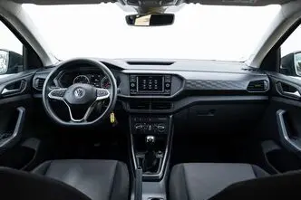Volkswagen T-Cross, 1.6, 70 kW, дизель, механическая