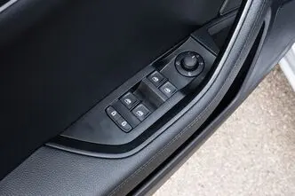 Škoda Superb, 1.4, 160 kW, бензин, автомат, передний привод