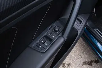Volkswagen Tiguan, 1.4, 180 kW, бензин, автомат, передний привод
