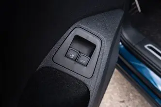 Volkswagen Tiguan, 1.4, 180 kW, бензин, автомат, передний привод