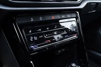 Volkswagen T-Roc, 2.0, 221 kW, бензин, автомат, полный привод