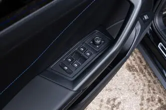 Volkswagen T-Roc, 2.0, 221 kW, бензин, автомат, полный привод