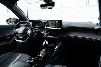 Peugeot 2008, 1.5, 96 kW, дизель, автомат, передний привод