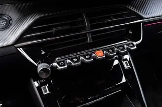 Peugeot 2008, 1.5, 96 kW, дизель, автомат, передний привод