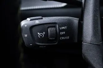 Peugeot 2008, 1.5, 96 kW, дизель, автомат, передний привод