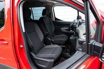 Peugeot Rifter, 1.2, 96 kW, bensiin, automaat, esivedu