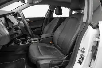 BMW 218, 1.5, 100 kW, bensiin, automaat, esivedu