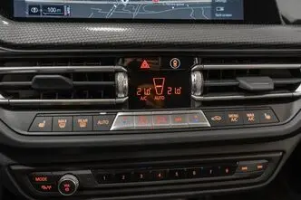 BMW 218, 1.5, 100 kW, bensiin, automaat, esivedu