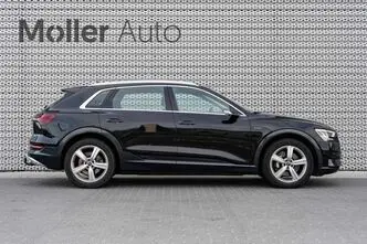 Audi e-tron, 300 kW, electric, automatic, four-wheel drive
