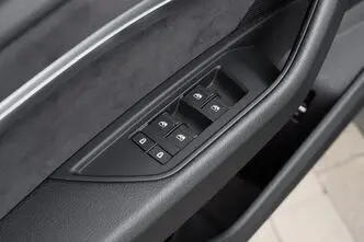 Audi e-tron, 300 kW, electric, automatic, four-wheel drive