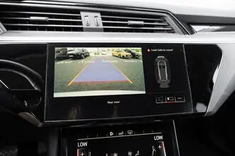 Audi e-tron, 158 kW, elekter, automaat, nelikvedu