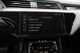 Audi e-tron, 158 kW, elekter, automaat, nelikvedu