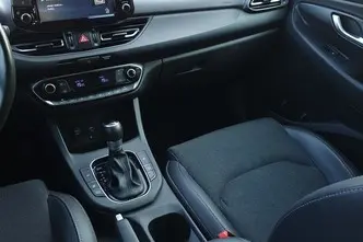 Hyundai i30, 1.5, 118 kW, hübriid, automaat, esivedu