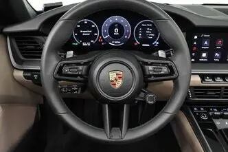 Porsche 911, 3.0, 290 kW, petrol, automatic, rear-wheel drive