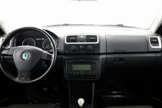 Škoda Roomster, 1.4, 85 kW, petrol, manual, front-wheel drive