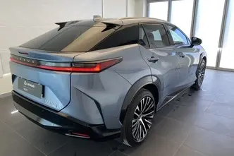 Lexus RZ, 132 kW, электричество, полный привод