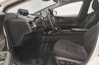 Toyota Prius, 2.0, 111 kW, подключаемый гибрид, автомат, передний привод