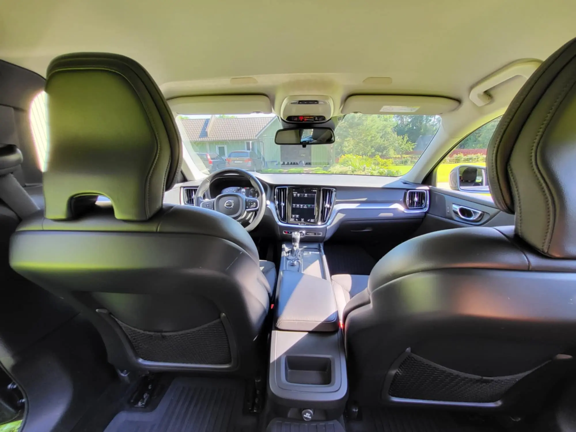 Volvo V60, 2.0, 110 kW, diesel, automatic, front-wheel drive