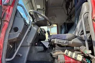 Volvo FH12 460, 338 kW, дизель, механическая